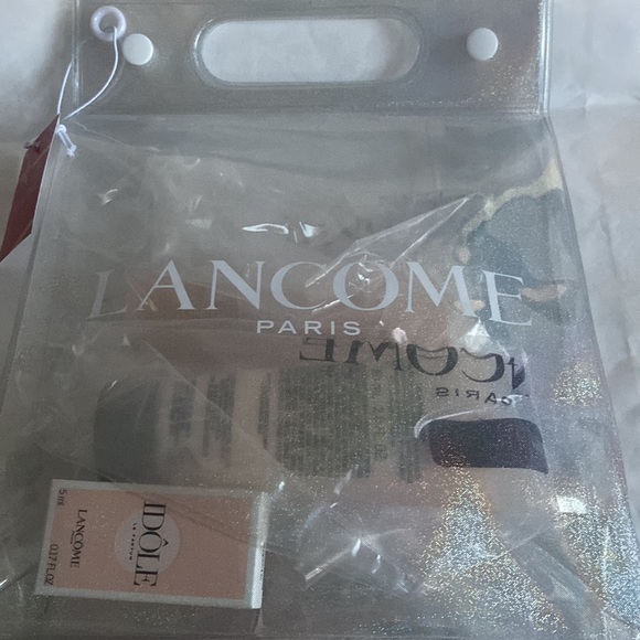 Bath & Body Idole Pardum Perfume Mini La Vie Est Belle Lotion